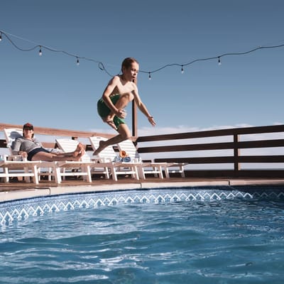 Beachfront, Huge Deck and Private Heated Pool