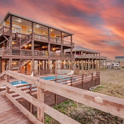 2 Beachfront Homes, Each with Pool. Sleep 26